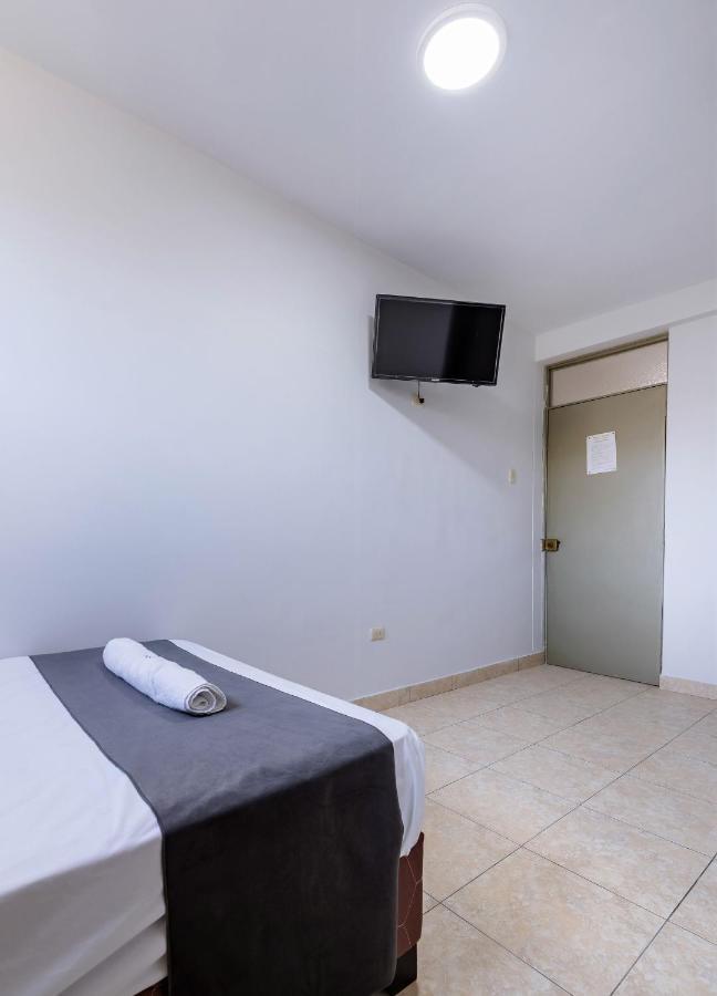 Hotel Taurus Piura Exteriér fotografie