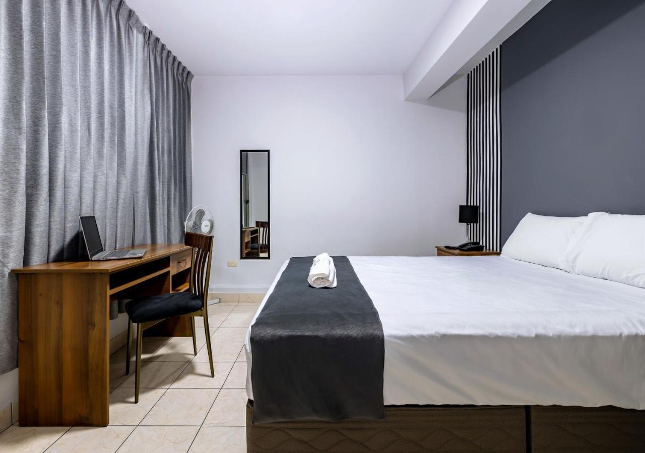 Hotel Taurus Piura Exteriér fotografie