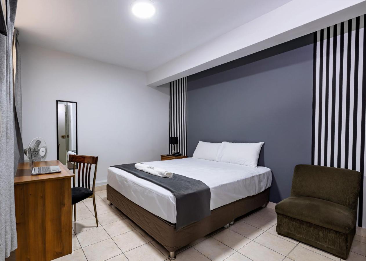 Hotel Taurus Piura Exteriér fotografie